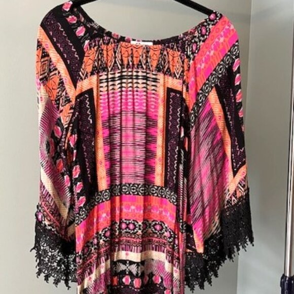 Multi-colored top - Picture 1 of 3